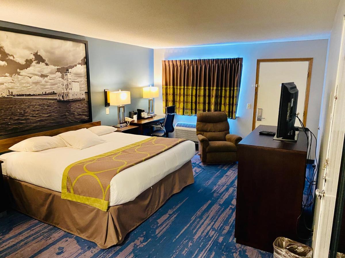 Super 8 By Wyndham Prairie Du Chien Hotel Екстериор снимка